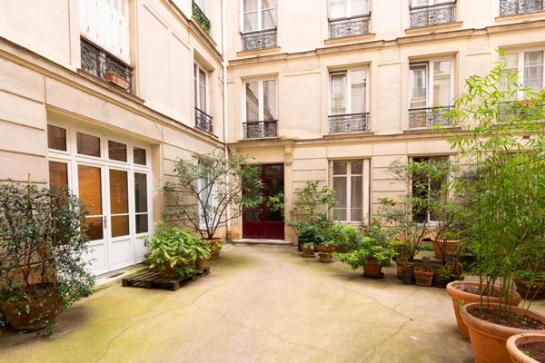 Appartement Paris 9e - RUE CONDORCET