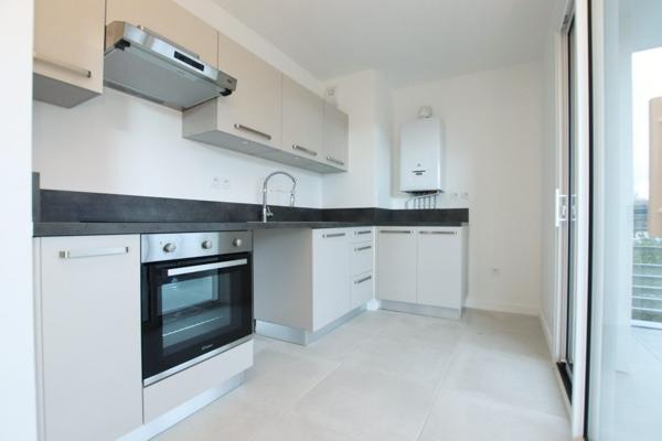 Appartement  3 pièce(s) 65.50 m2- BALCON -BOX