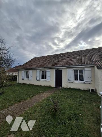 A VENDRE LA FLECHE MAISON DE PLAIN-PIED