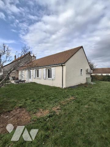 A VENDRE LA FLECHE MAISON DE PLAIN-PIED