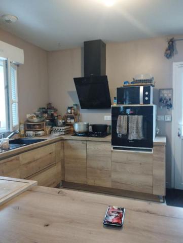 Maison 130 m2 avec piscine, terrain 1148 m2 et sous-sol- Trizay-les-Bonneval (8 min de Bonneval)