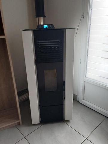 Maison 130 m2 avec piscine, terrain 1148 m2 et sous-sol- Trizay-les-Bonneval (8 min de Bonneval)