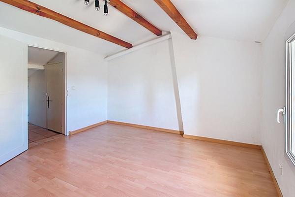 A VENDRE EN EXCLUSIVITÉ ! Appartement Duplex 3 pièces en dernier étage