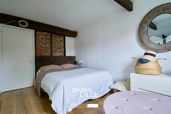 Appartement dernier étage deux chambres, possibilité garage