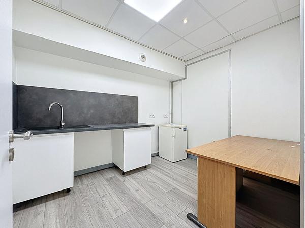 Local commercial / bureaux - Paris 12e - PARIS