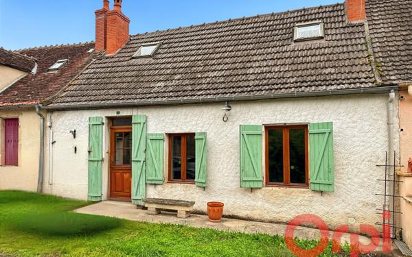 Maison à vendre    4 pièces • 540 m2 Ainay-le-Vieil