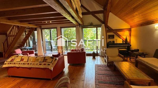 Belle propriété avec maison, mazot, four à pain et terrain agricole