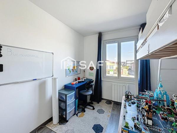 Thonon-les-Bains -T4 rénové de 114 m² avec balcons