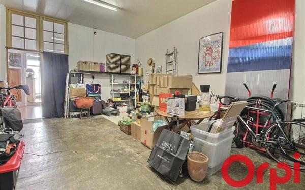 Appartement à vendre    3 pièces • 88,52 m2 Marseille 5