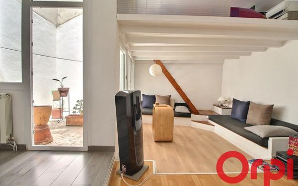 Appartement à vendre    3 pièces • 88,52 m2 Marseille 5