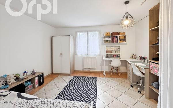 Maison à vendre    6 pièces •  Aubenas