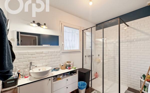 Maison à vendre    6 pièces •  Aubenas