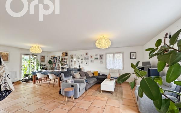 Maison à vendre    6 pièces •  Aubenas