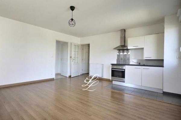 Vente - Appartement 3 pièces 56 m 2 JOUE LES TOURS (37300)
