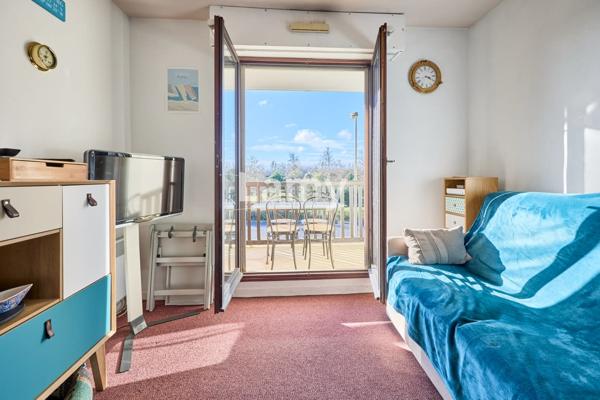 Appartement 2 pièces, balcon, parking