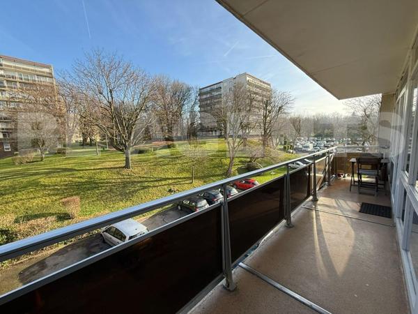 superbe appartement 3 pièces dans résidence calme d une superficie 72m2