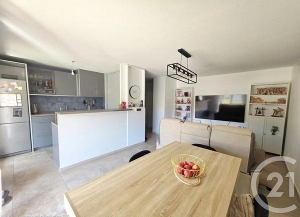 Appartement T4 à vendre  4 pièces - 75,43 m 2   ISTRES  - 13