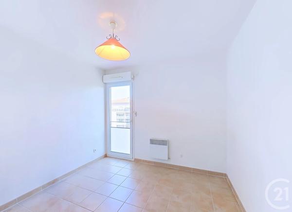 Appartement T4 à vendre  4 pièces - 75,43 m 2   ISTRES  - 13