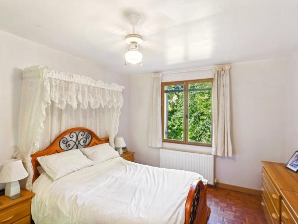 Maison individuelle de 4 chambres à proximité d'un village avec commodités