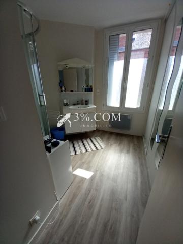 Appartement
                                                                                                                                                                                                                                                                                                                        2 pièce(s)                                                                                                                                                                                                          1 chambre(s)                                                                                                                                                                                                          45.55  m²