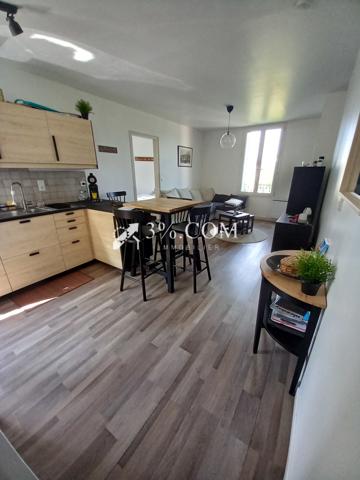 Appartement
                                                                                                                                                                                                                                                                                                                        2 pièce(s)                                                                                                                                                                                                          1 chambre(s)                                                                                                                                                                                                          45.55  m²
