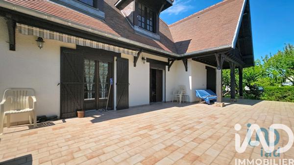 Maison à vendre 5 pièces 136 m² Saint-Lyé