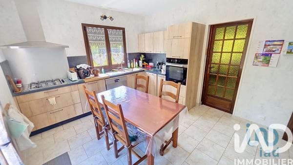 Maison à vendre 5 pièces 136 m² Saint-Lyé