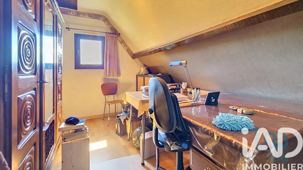 Maison à vendre 5 pièces 136 m² Saint-Lyé