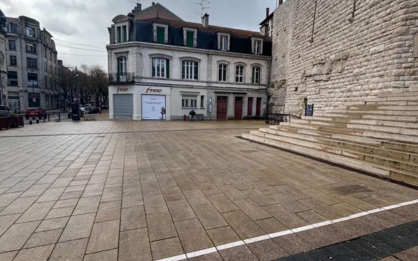 Appartement à vendre    2 pièces •  Verdun