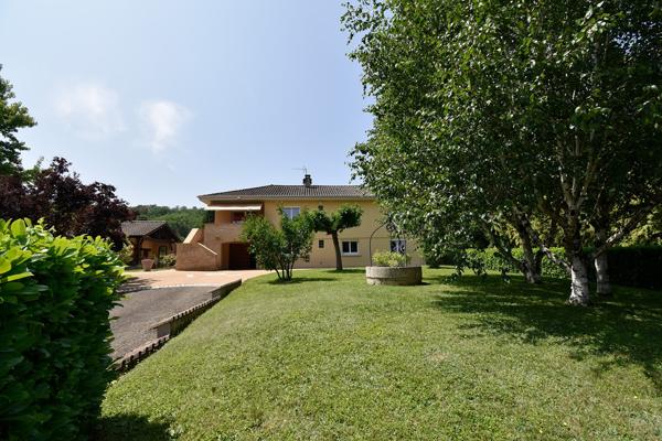 Maison 8 pièces - 171 m² Exclusivité efficity