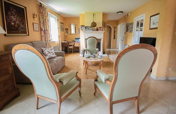 Maison 8 pièces - 171 m² Exclusivité efficity