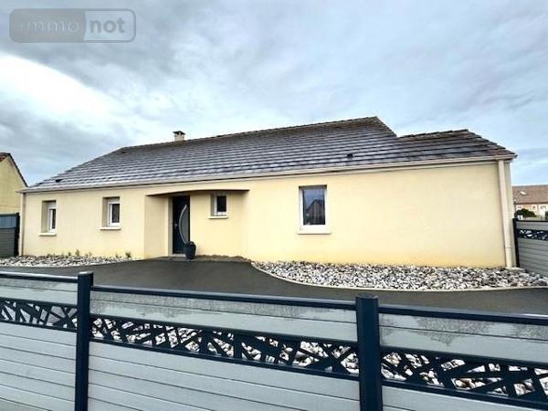 Maison à vendre à Guécélard dans la Sarthe (72230), ref : 72120-1020