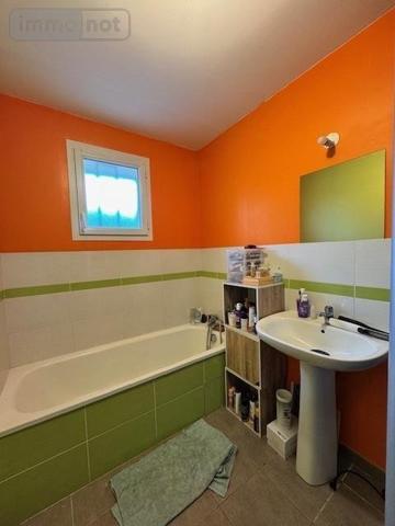 Maison à vendre à Guécélard dans la Sarthe (72230), ref : 72120-1020