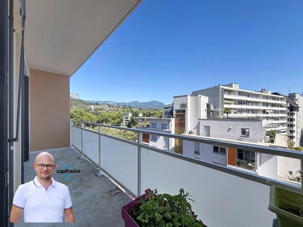 Appartement à vendre 3 pièces CHAMBERY (73) - 70m2 - balcon - garage et cave.