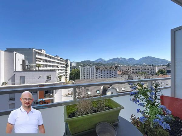 Appartement à vendre 3 pièces CHAMBERY (73) - 70m2 - balcon - garage et cave.