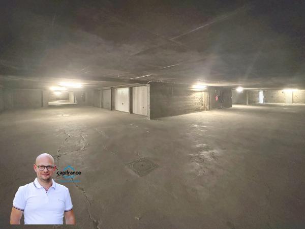 Appartement à vendre 3 pièces CHAMBERY (73) - 70m2 - balcon - garage et cave.