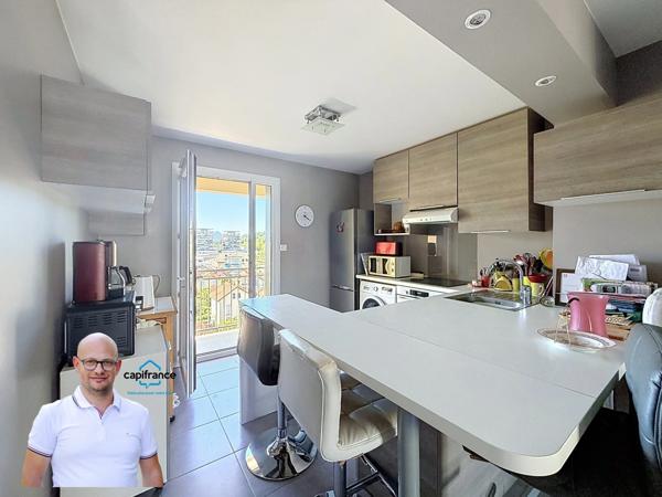 Appartement à vendre 3 pièces CHAMBERY (73) - 70m2 - balcon - garage et cave.