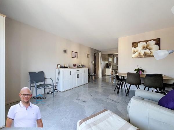 Appartement à vendre 3 pièces CHAMBERY (73) - 70m2 - balcon - garage et cave.