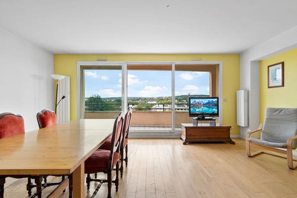 Appartement Saint Germain En Laye 4 pièce(s) 101.06 m2 €620 000 ** - Référence 17288