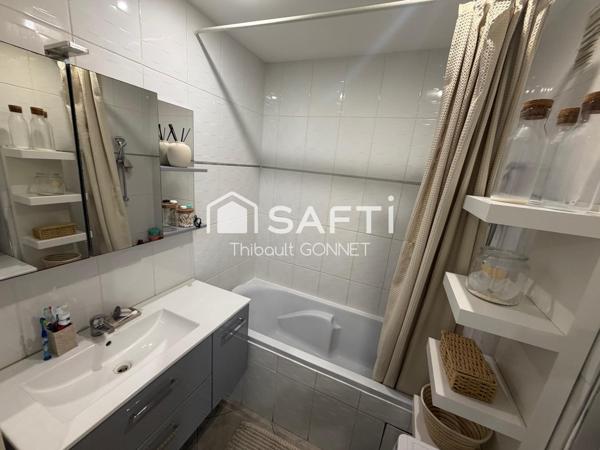 Appartement T3 de 84 m² avec une cave