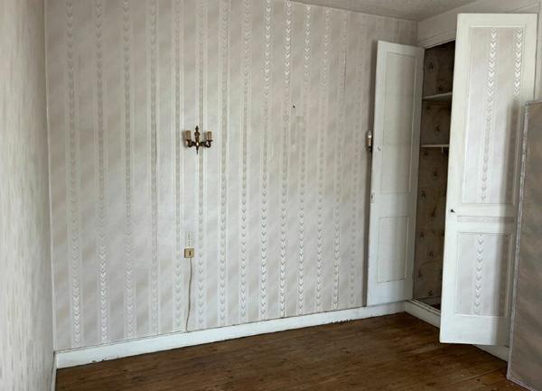 Maison à vendre    4 pièces •  La Rivière-Saint-Sauveur