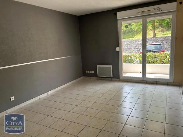 Appartement à louer 2 pièces 44.5m² Isbergues (62330)