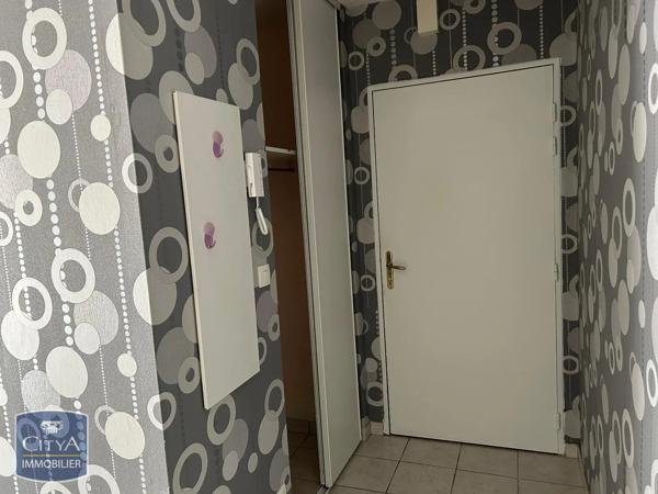Appartement à louer 2 pièces 44.5m² Isbergues (62330)
