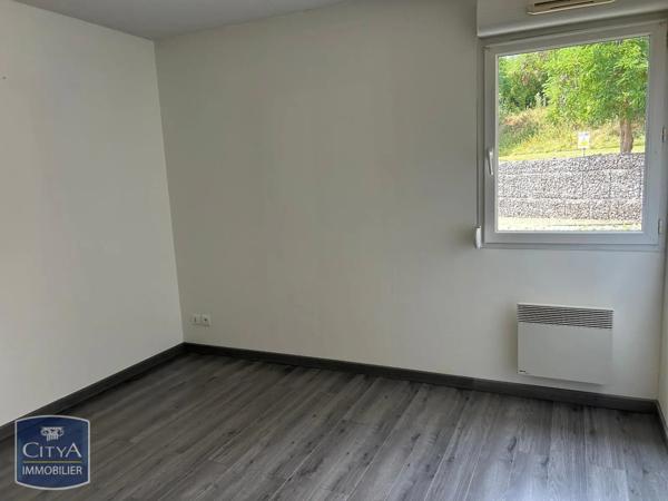 Appartement à louer 2 pièces 44.5m² Isbergues (62330)