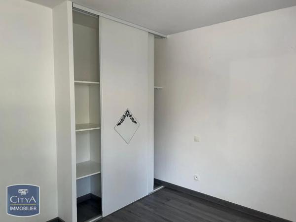 Appartement à louer 2 pièces 44.5m² Isbergues (62330)