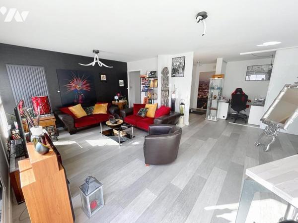 LORIENT CENTRE - TERRASSE - GARAGE