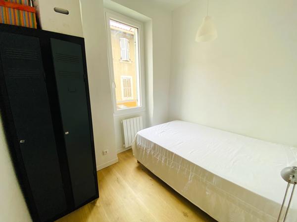 Marseille (13005) À Marseille 5, maison de 60.12m² avec 3 pièces à acheter