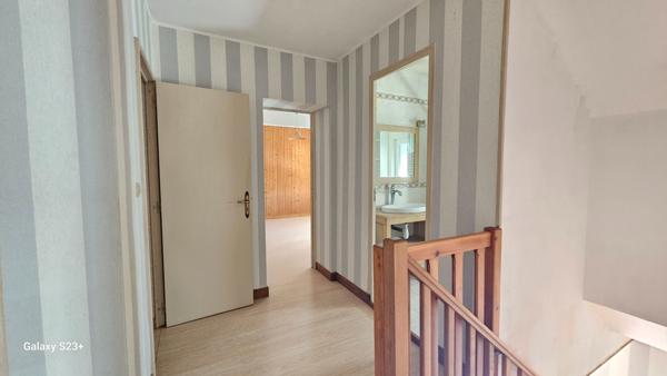 Traditionnelle - 5 pièces - 124 m²