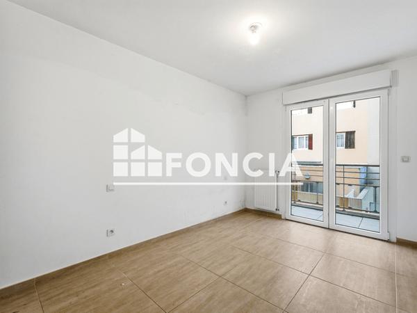 Location Appartement 3 pièces 70 m² - CENTRAL SQUARE BAT B Cannes La Bocca 06150