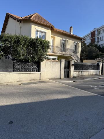 Maison de ville de 200 m²